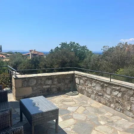 アパート To Petrino