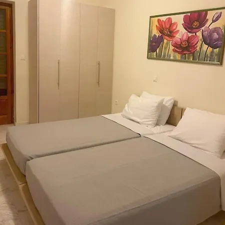 Апартаменты To Petrino *